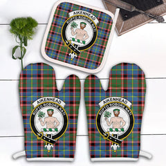 Aikenhead Tartan Crest Oven Mitt And Pot Holder (2 Oven Mitts + 1 Pot Holder)