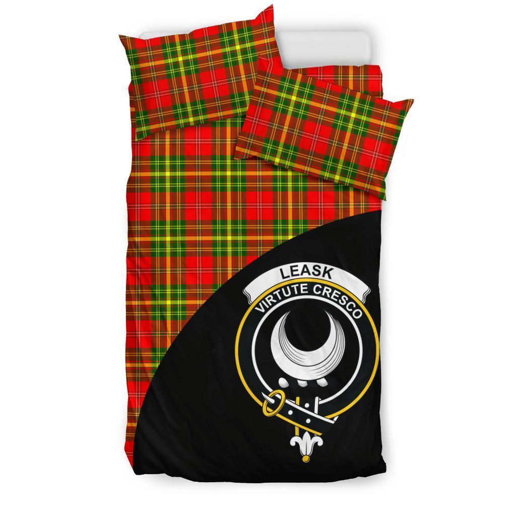 Leask Family Tartan Crest Wave Style Bedding Set