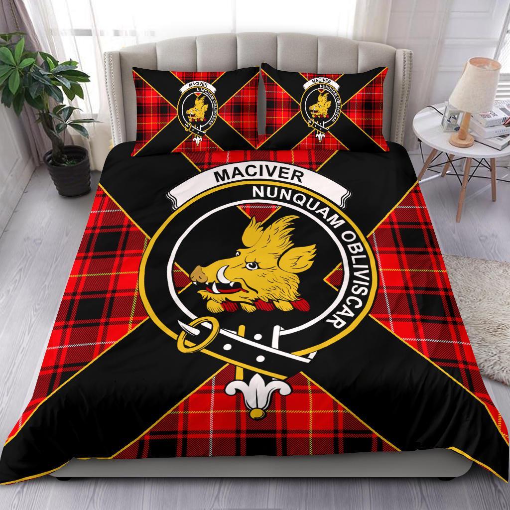 MacIver Tartan Crest Bedding Set - Luxury Style