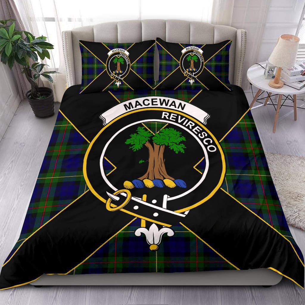 MacEwen Tartan Crest Bedding Set - Luxury Style