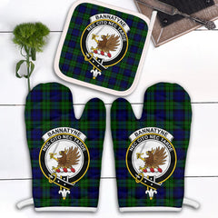 Bannatyne Tartan Crest Oven Mitt And Pot Holder (2 Oven Mitts + 1 Pot Holder)