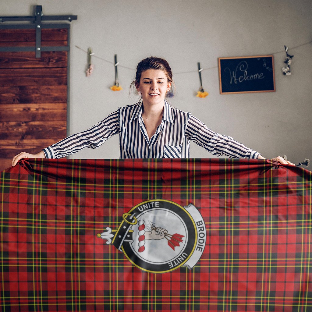 Brodie Tartan Crest Tablecloth