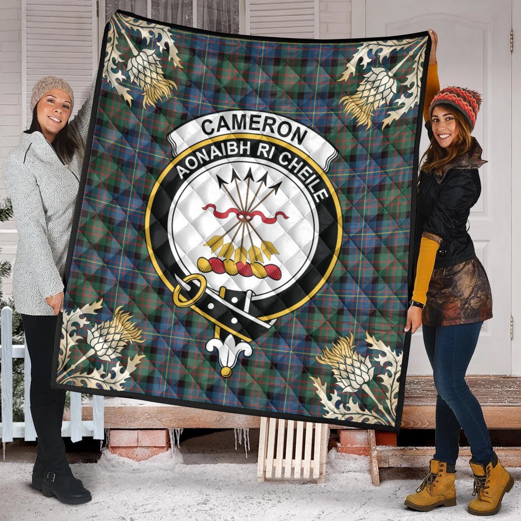Cameron of Erracht Ancient Tartan Crest Premium Quilt - Gold Thistle Style