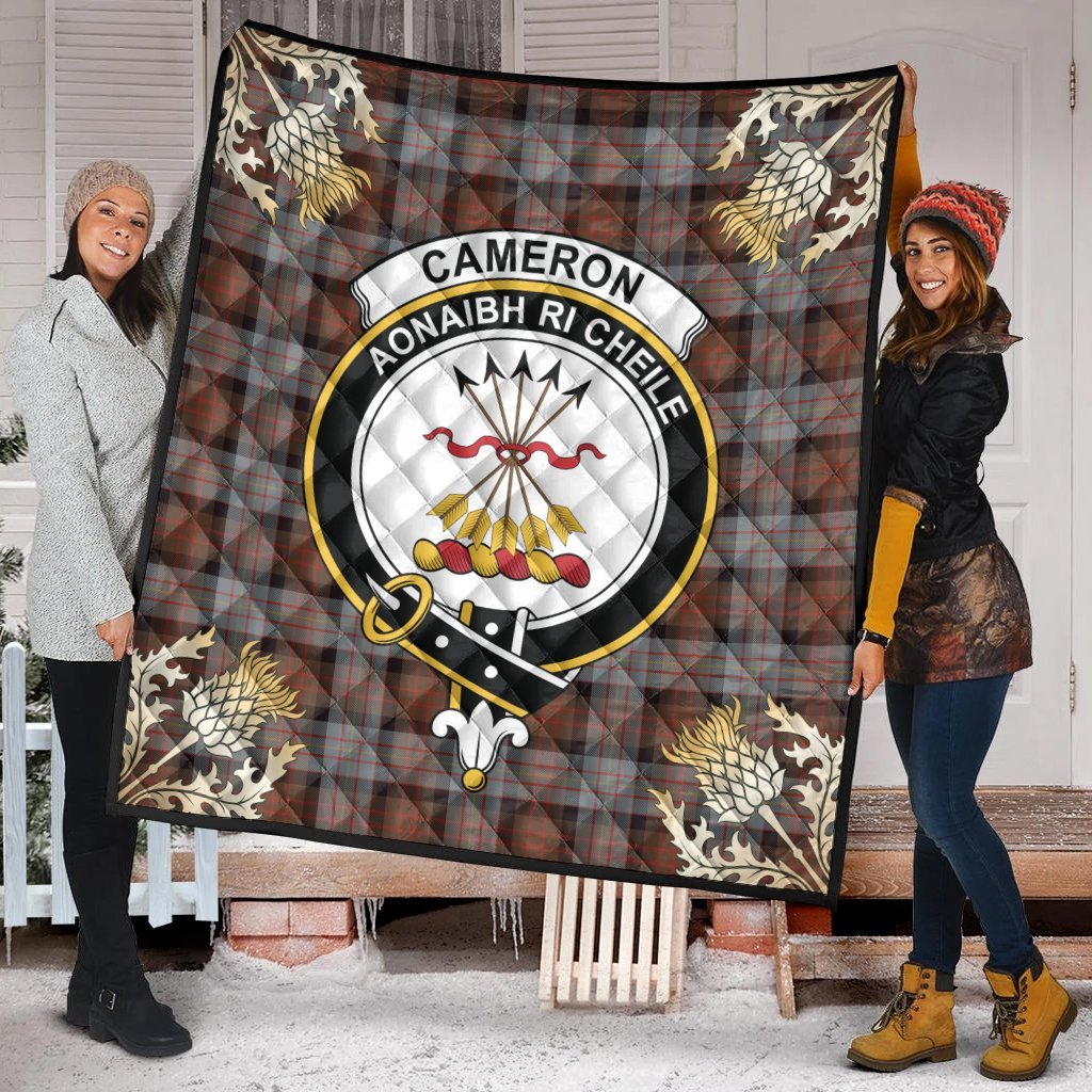 Cameron of Erracht Weathered Tartan Crest Premium Quilt - Gold Thistle Style