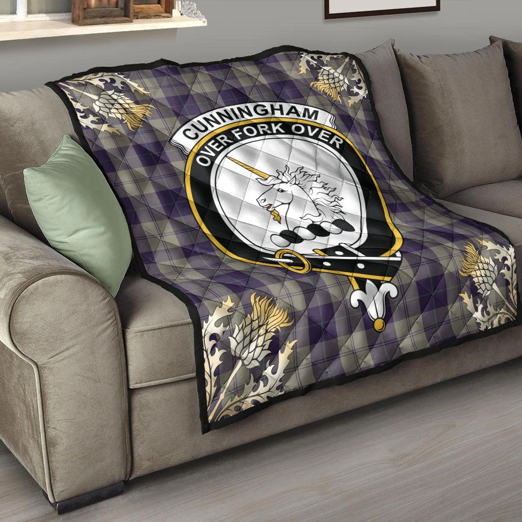 Cunningham Dress Blue Dancers Tartan Crest Premium Quilt - Gold Thistle Style