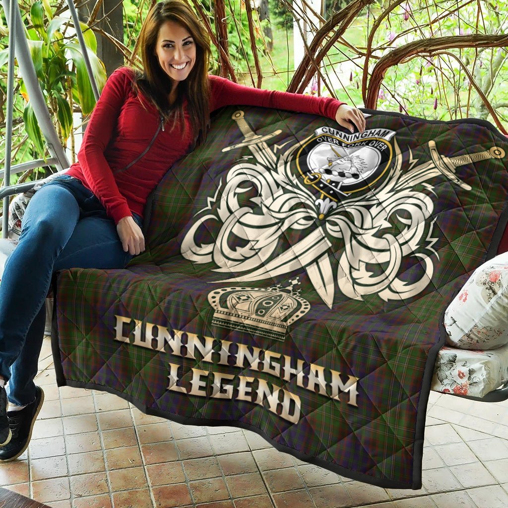 Cunningham Hunting Modern Tartan Crest Legend Gold Royal Premium Quilt