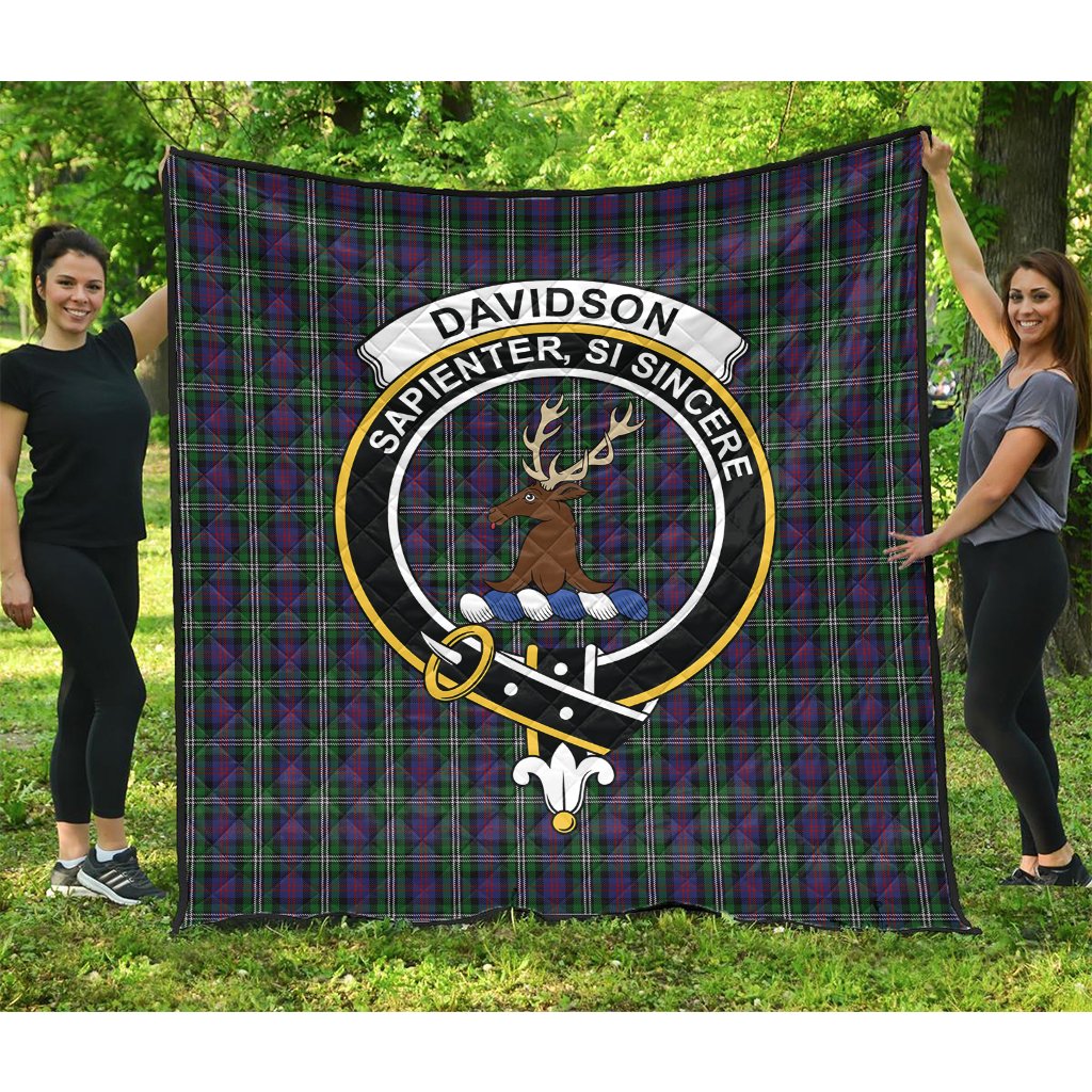 Davidson Double Tartan Crest Quilt
