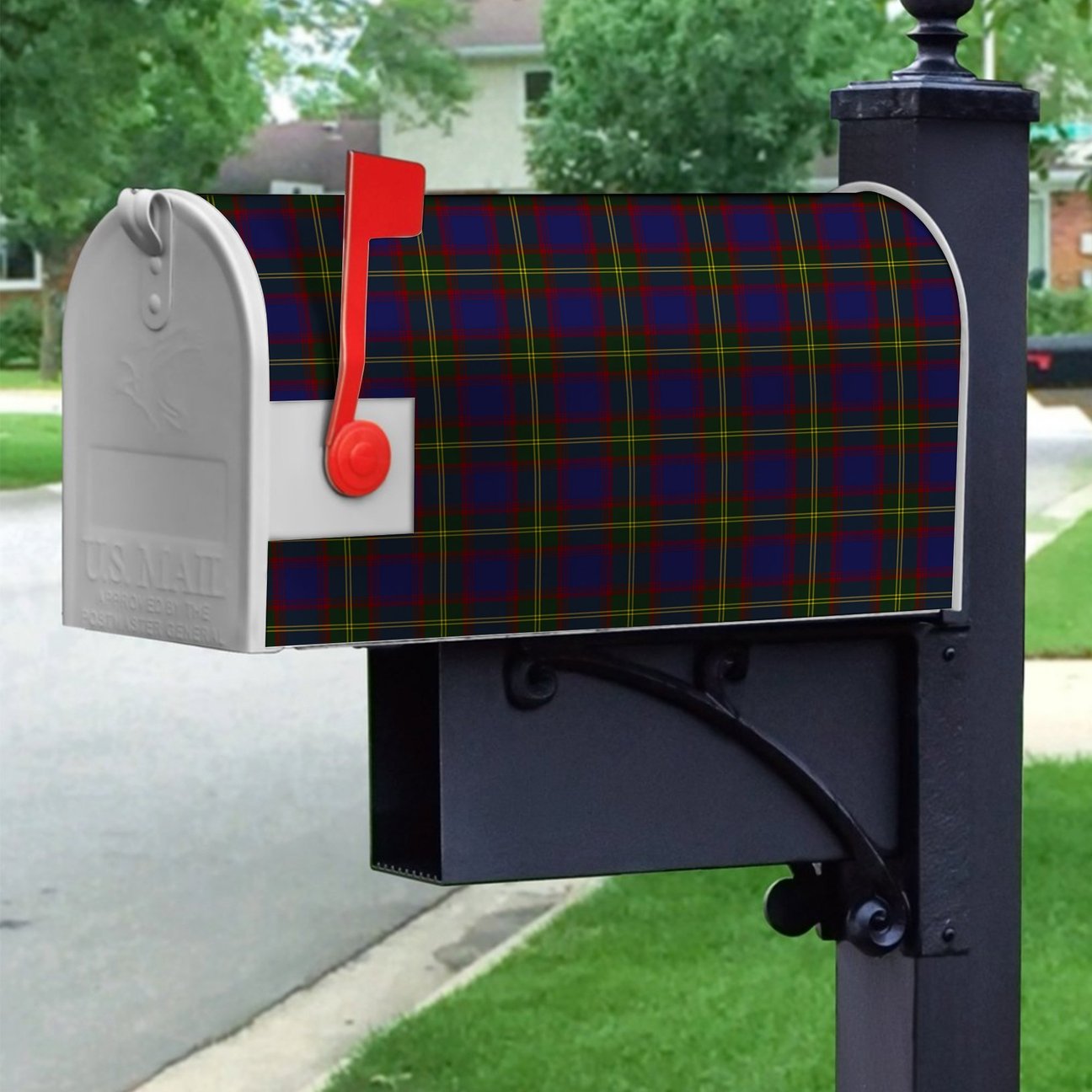 Durie Tartan Crest Mailbox