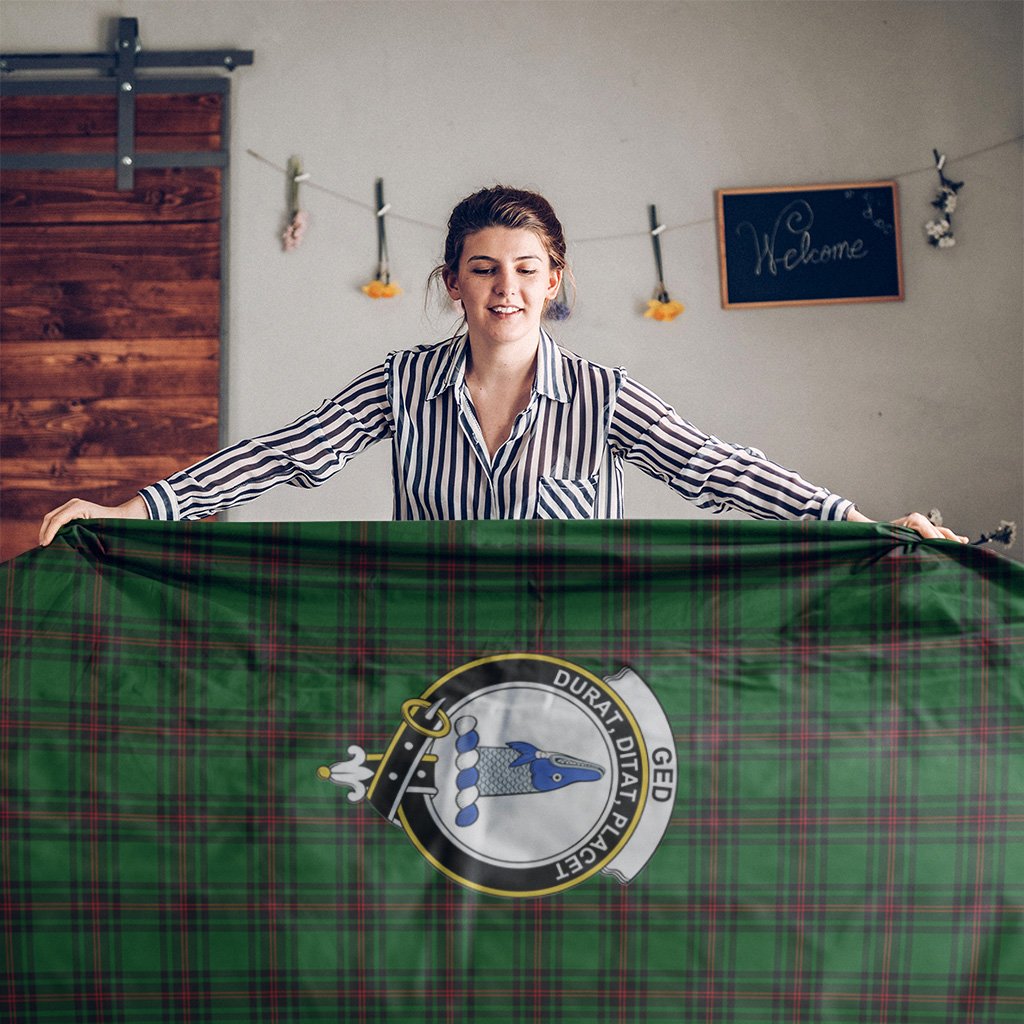 Ged Tartan Crest Tablecloth