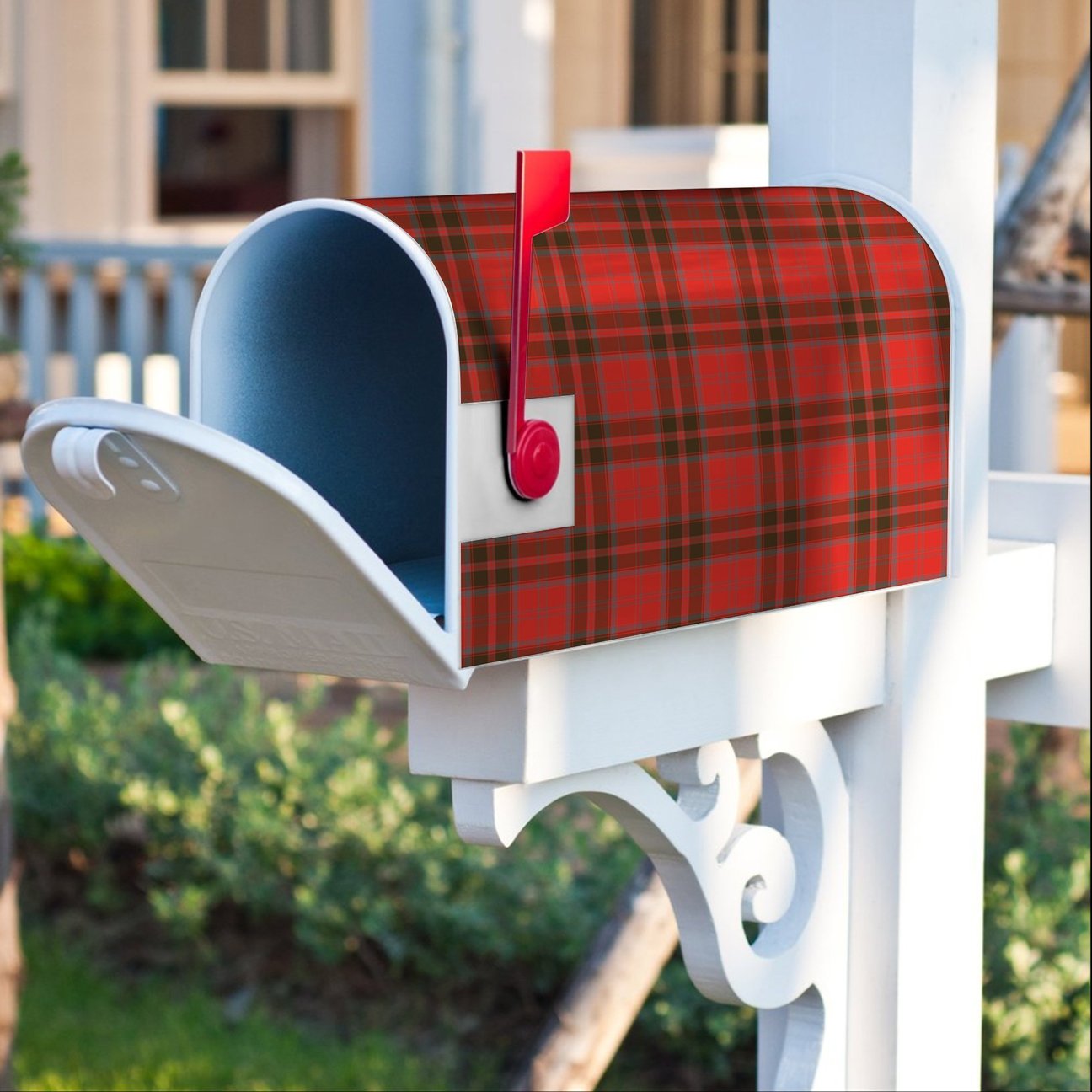 Grant Weathered Tartan Crest Mailbox