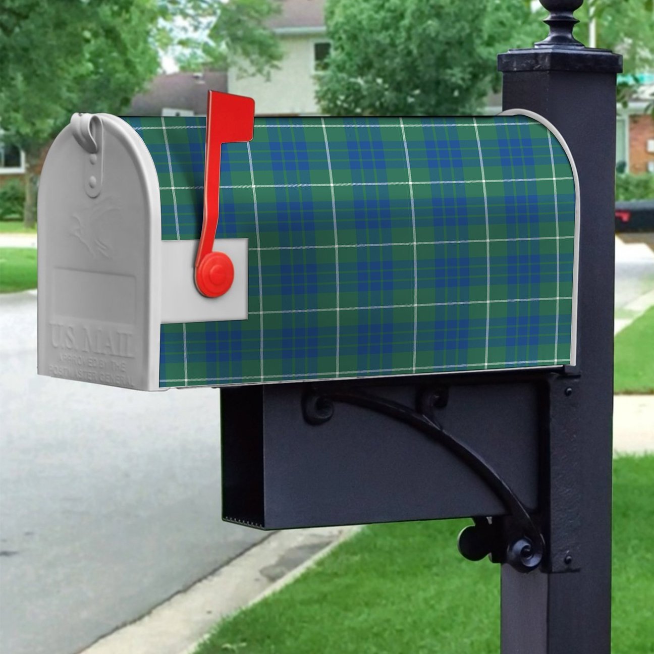 Hamilton Hunting Ancient Tartan Crest Mailbox