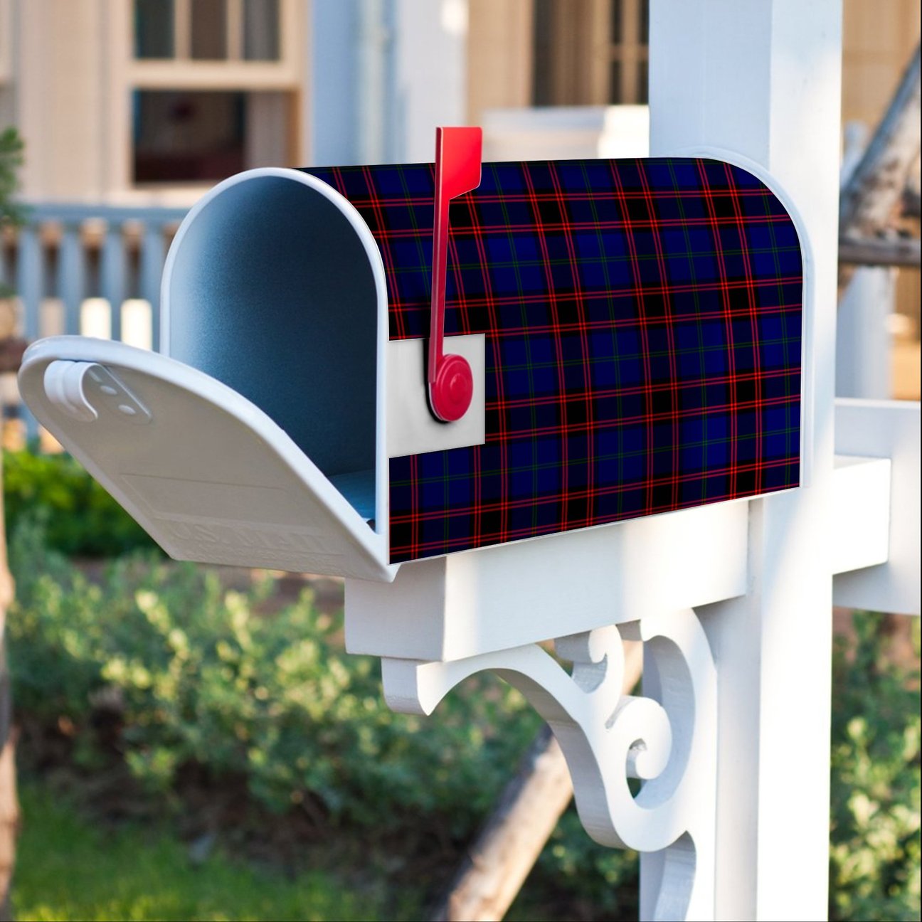 Home Modern Tartan Crest Mailbox