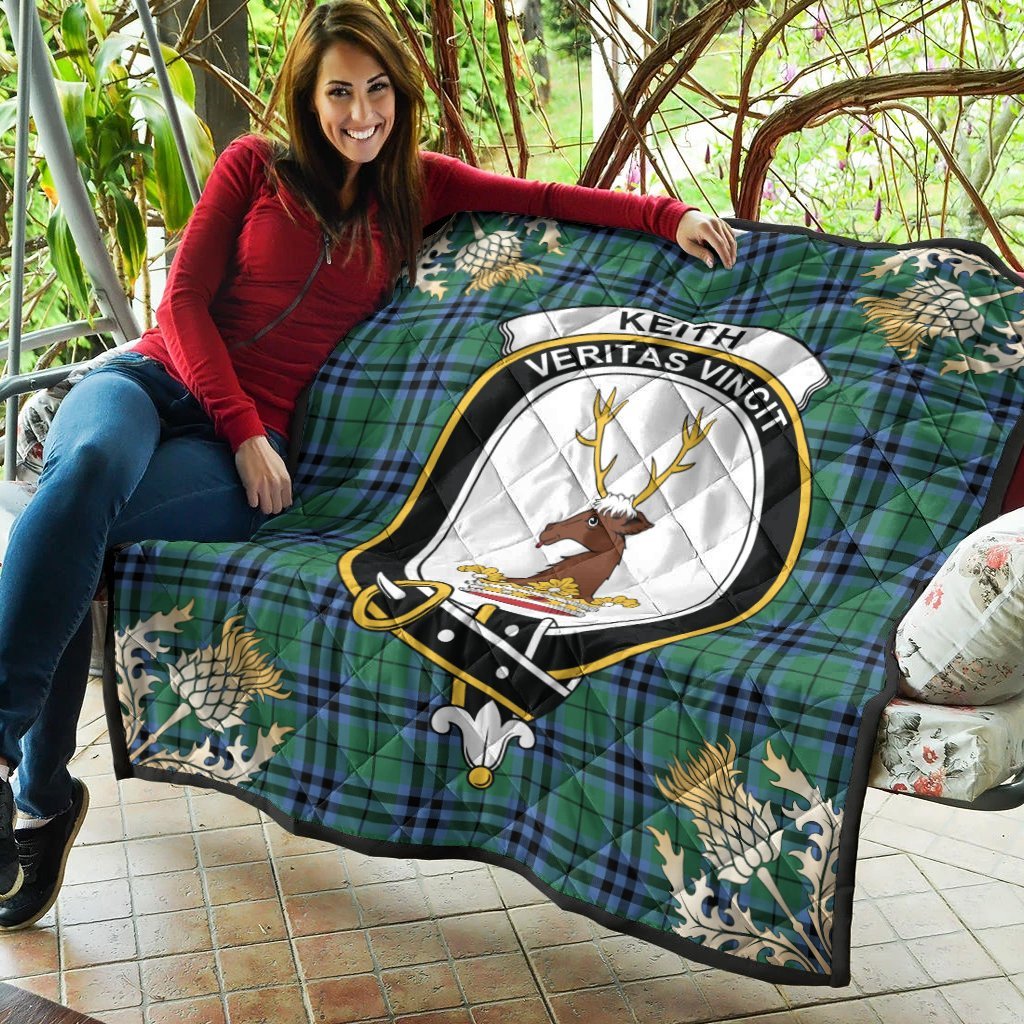 Keith Ancient Tartan Crest Premium Quilt - Gold Thistle Style