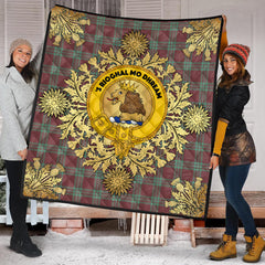 MacGregor Hunting Ancient Tartan Crest Premium Quilt - Gold Thistle Style
