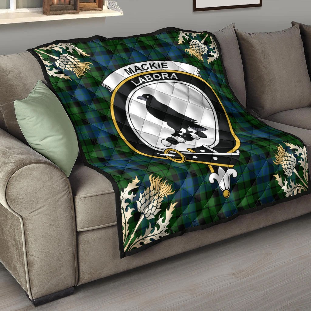 MacKie Tartan Crest Premium Quilt - Gold Thistle Style