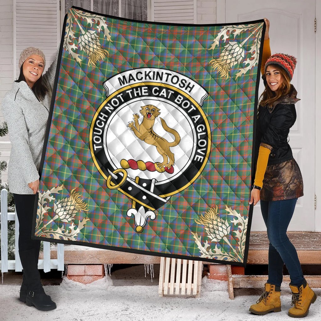 MacKintosh Hunting Ancient Tartan Crest Premium Quilt - Gold Thistle Style