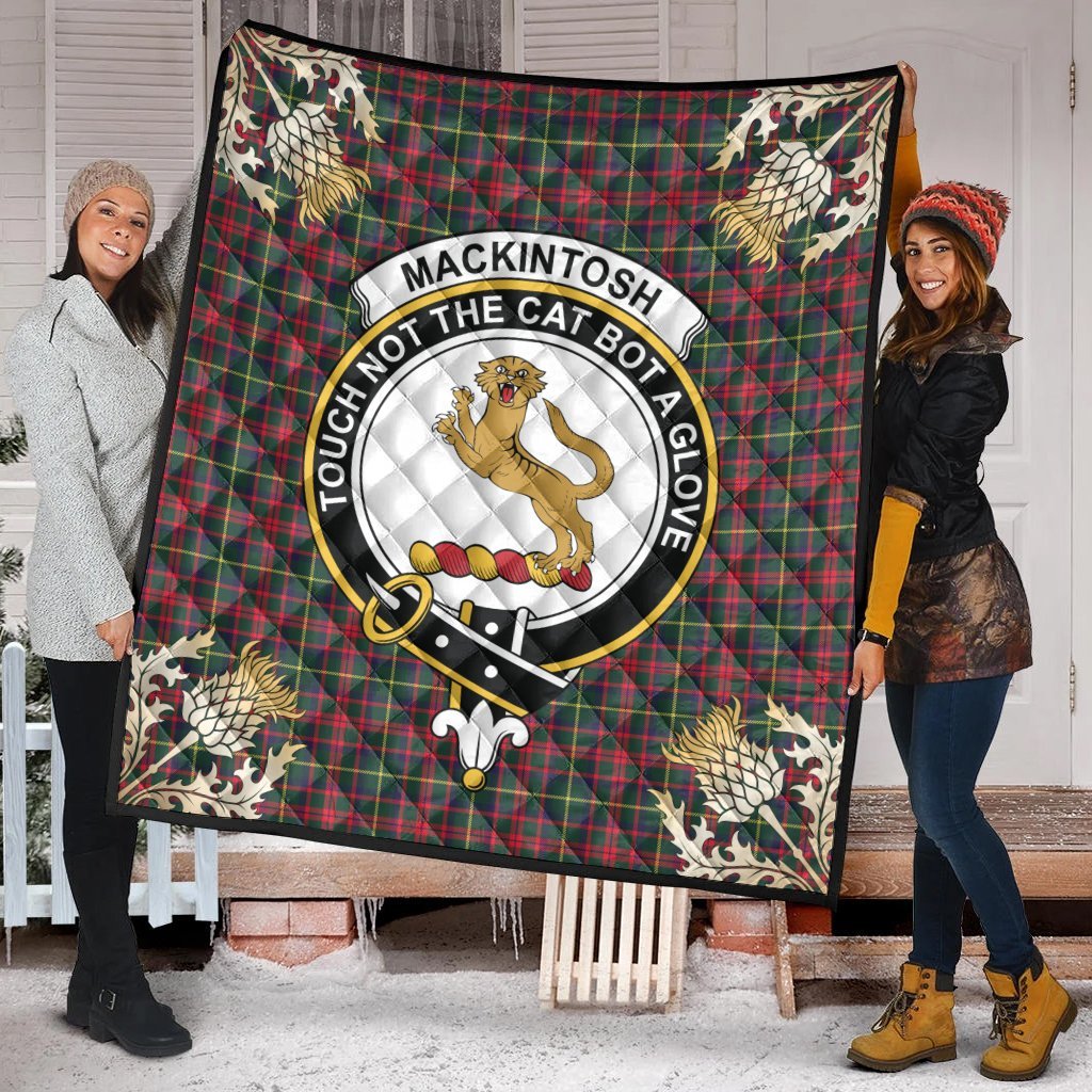 MacKintosh Hunting Modern Tartan Crest Premium Quilt - Gold Thistle Style