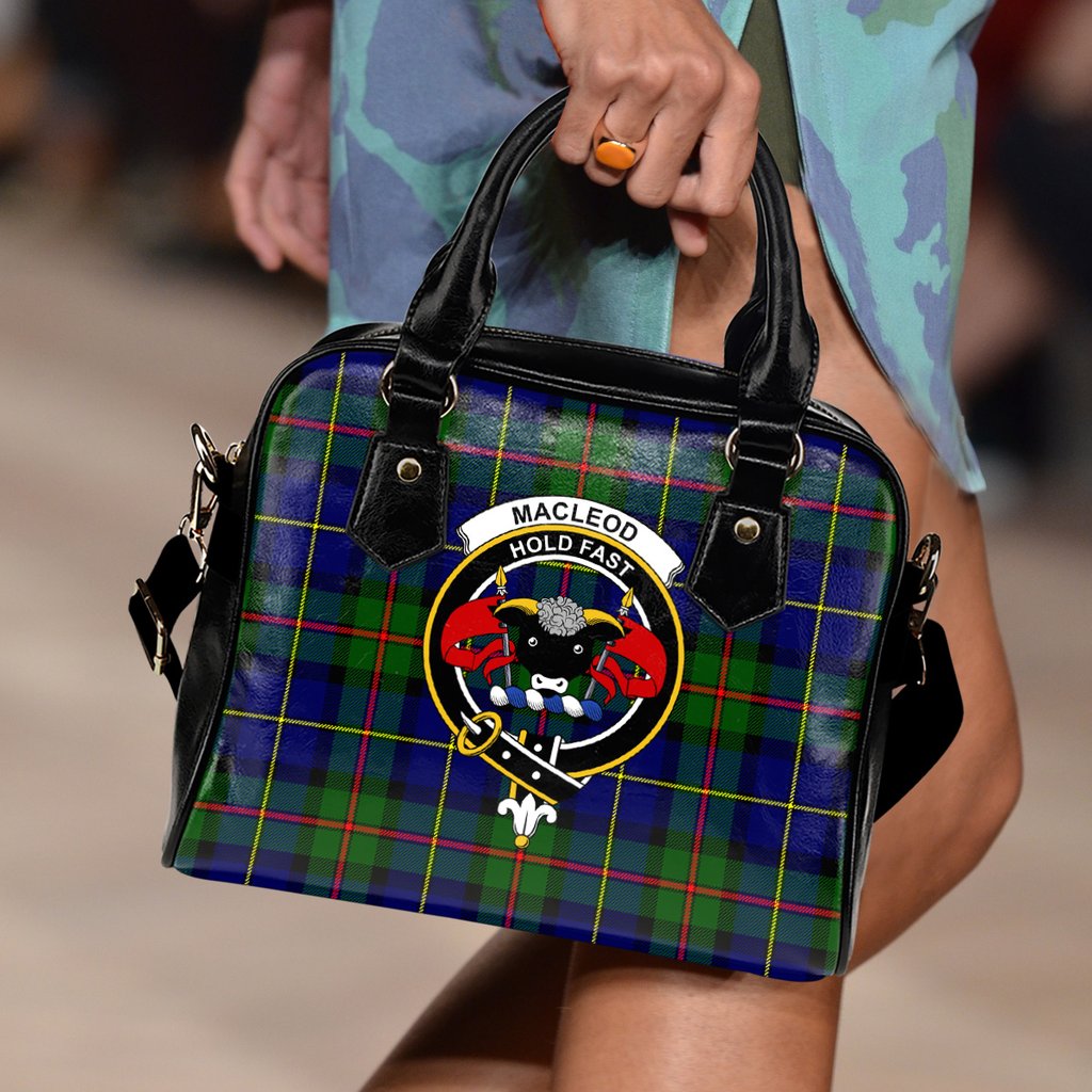 MacLeod Family Tartan Crest Shoulder Handbags