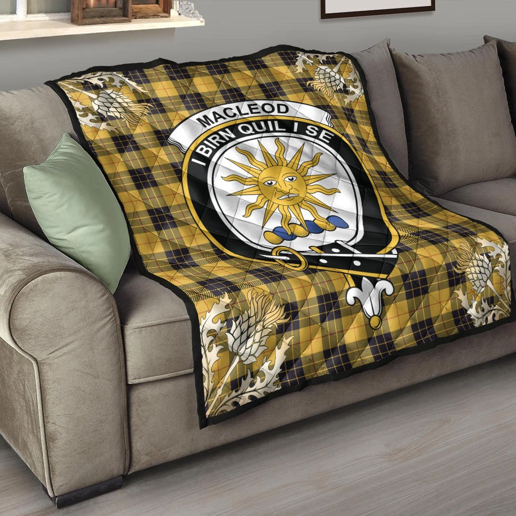 MacLeod of Lewis Ancient Tartan Crest Premium Quilt - Gold Thistle Style