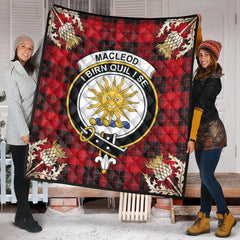 MacLeod of Raasay Tartan Crest Premium Quilt - Gold Thistle Style