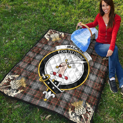 MacRae Hunting Weathered Tartan Crest Premium Quilt - Gold Thistle Style