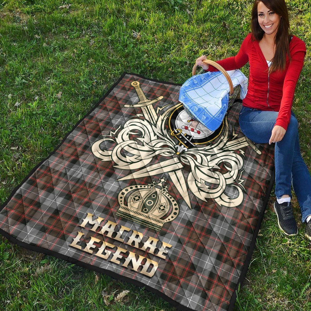 MacRae Hunting Weathered Tartan Crest Legend Gold Royal Premium Quilt