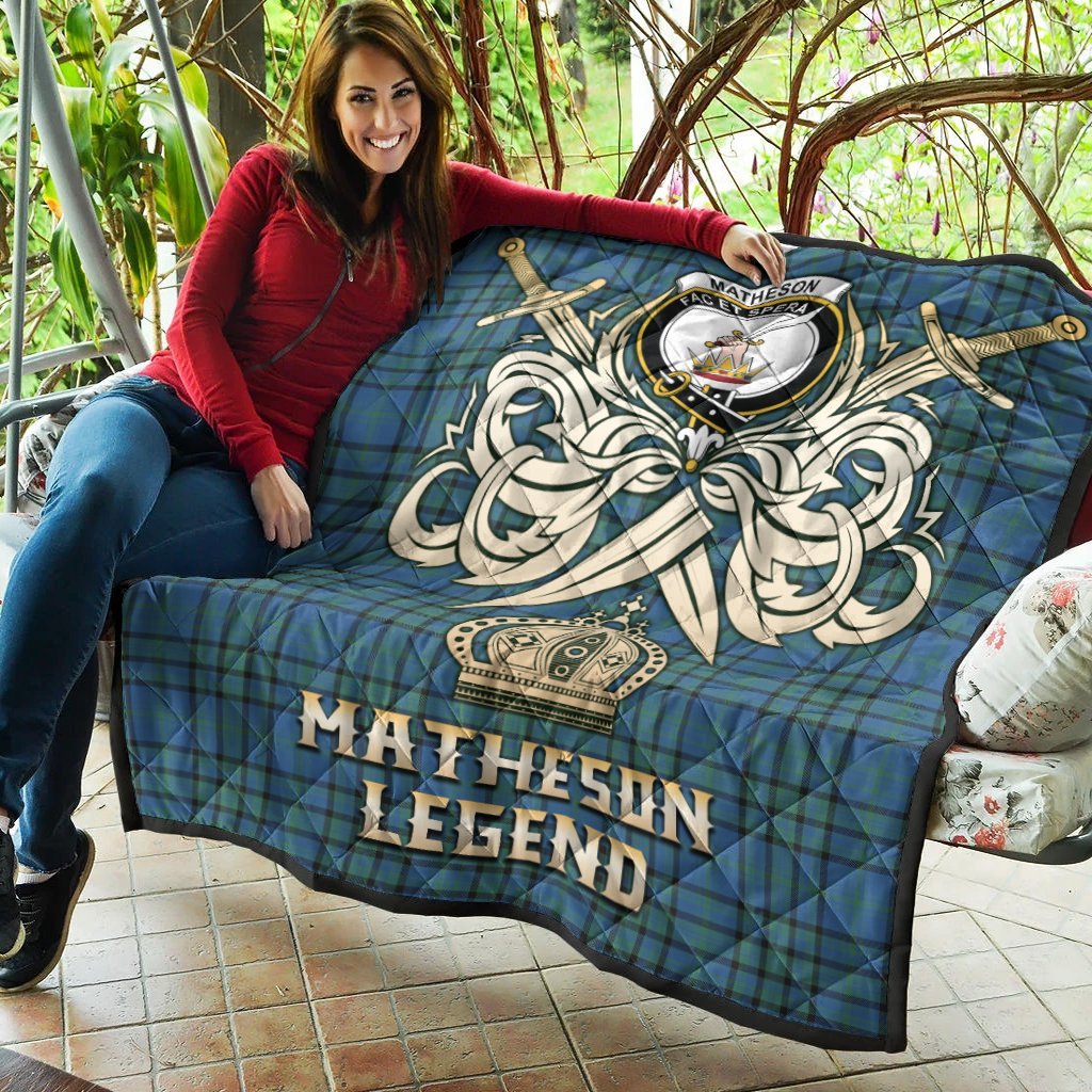 Matheson Hunting Ancient Tartan Crest Legend Gold Royal Premium Quilt