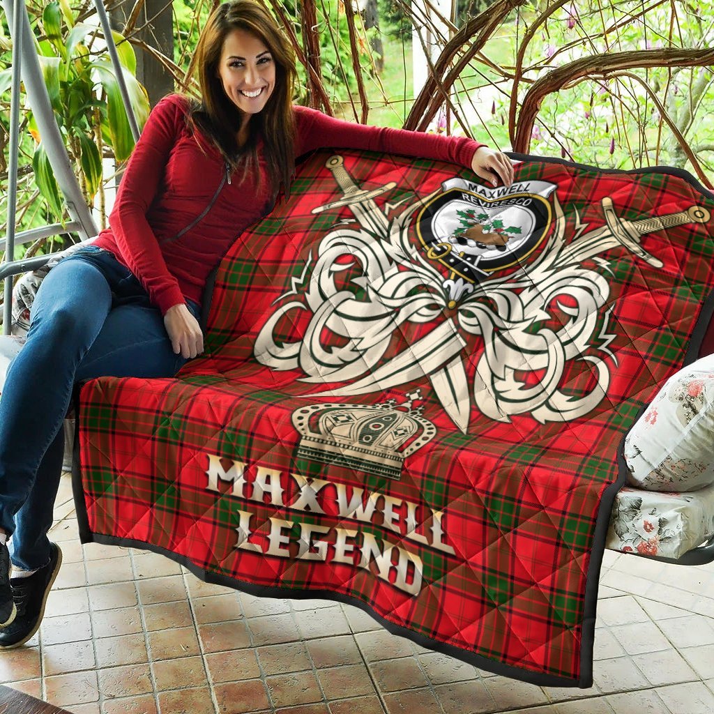 Maxwell Modern Tartan Crest Legend Gold Royal Premium Quilt