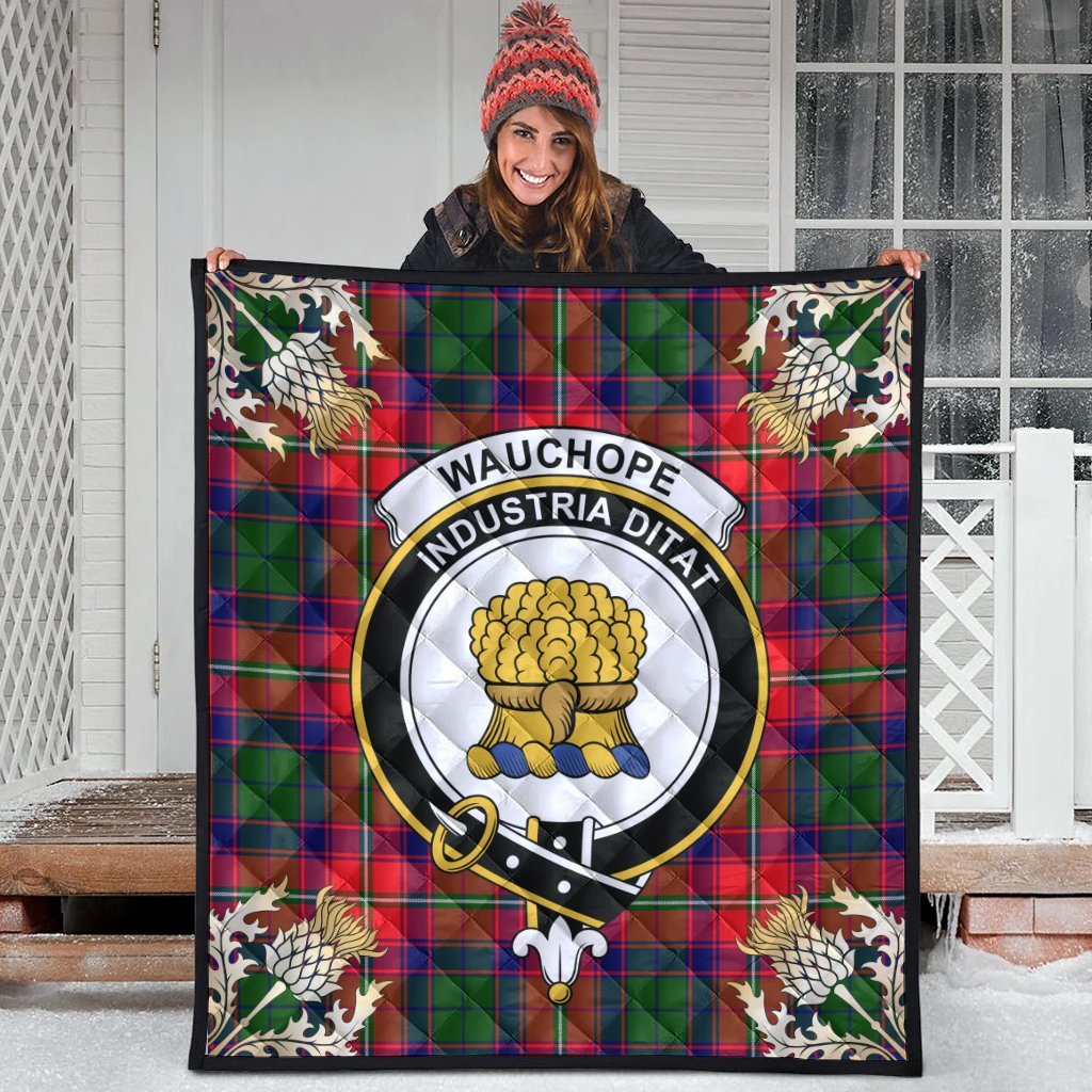 Wauchope Tartan Crest Premium Quilt - Gold Thistle Style