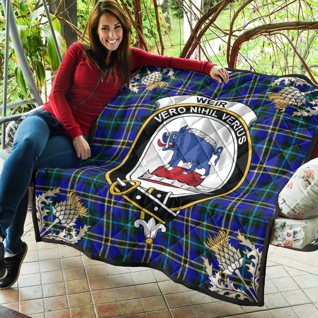 Weir Modern Tartan Crest Premium Quilt - Gold Thistle Style