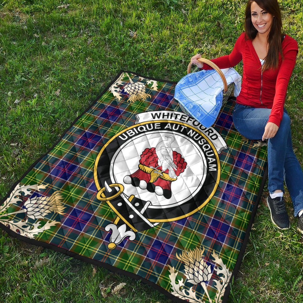 Whitefoord Modern Tartan Crest Premium Quilt - Gold Thistle Style