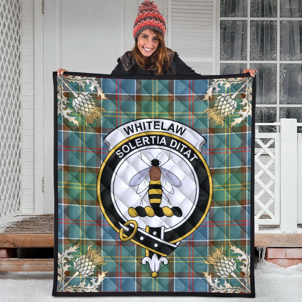 Whitelaw Tartan Crest Premium Quilt - Gold Thistle Style