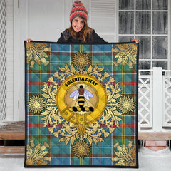 Whitelaw Tartan Crest Premium Quilt - Gold Thistle Style