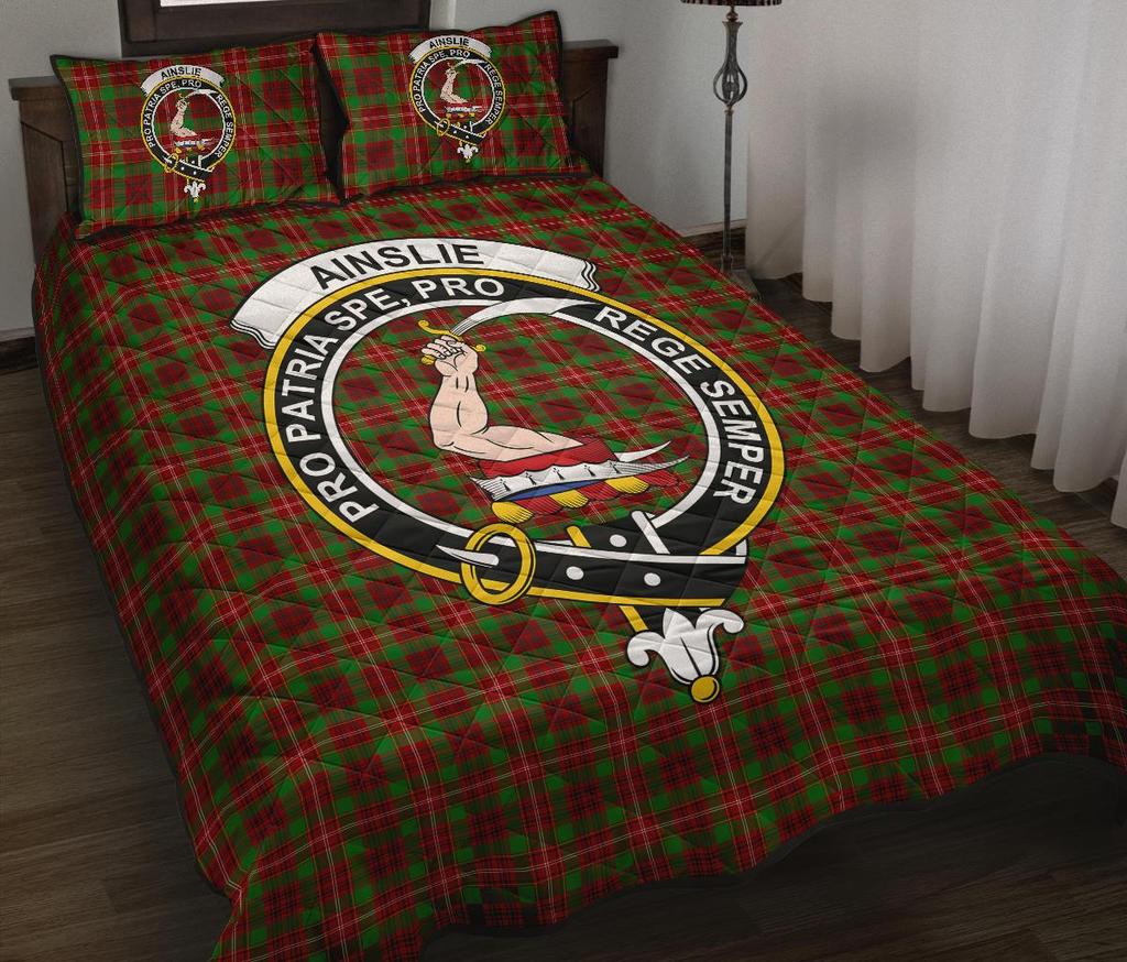 Ainslie Tartan Crest Quilt Bed Set
