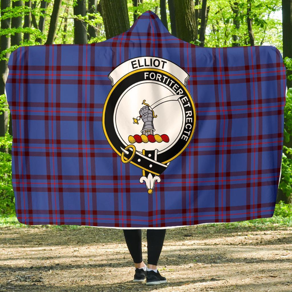 Elliot Tartan Crest Hooded Blanket