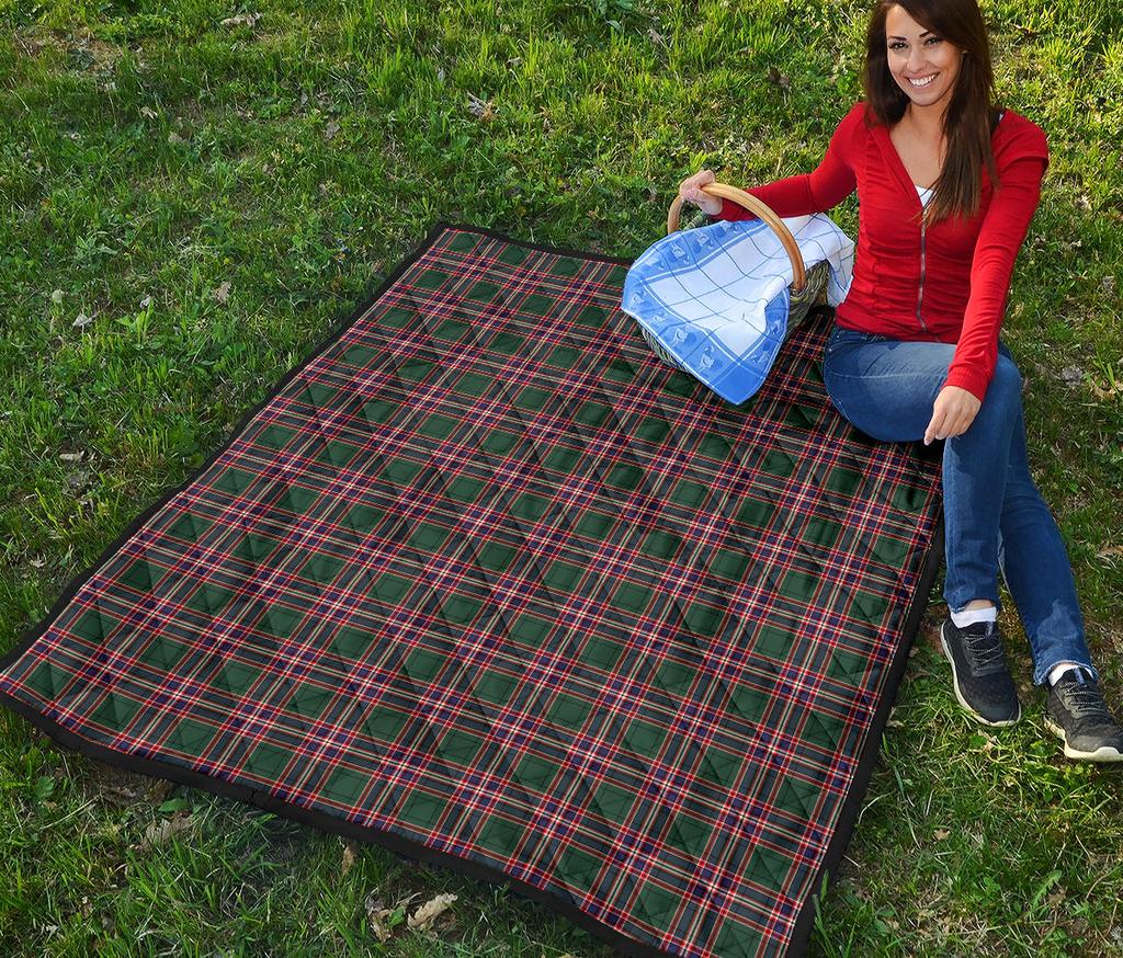 MacFarlane Hunting Modern Tartan Crest Quilt