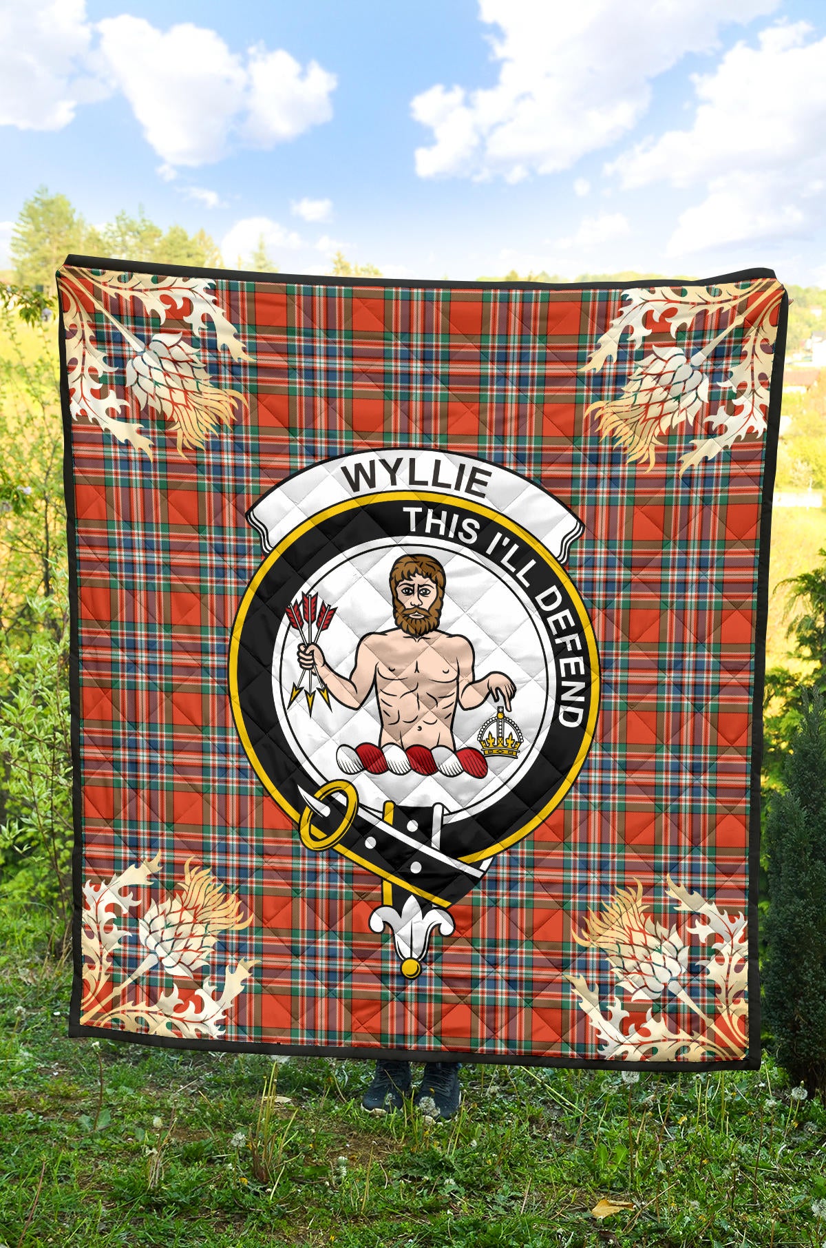 Wyllie Tartan Crest Premium Quilt - Gold Thistle Style SP