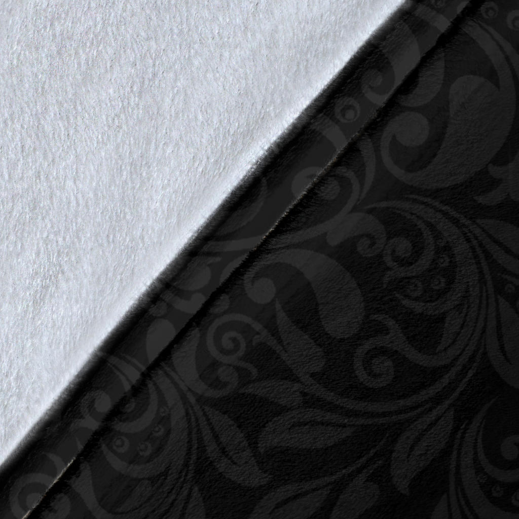 Gray Crest Tartan Premium Blanket Black - SP